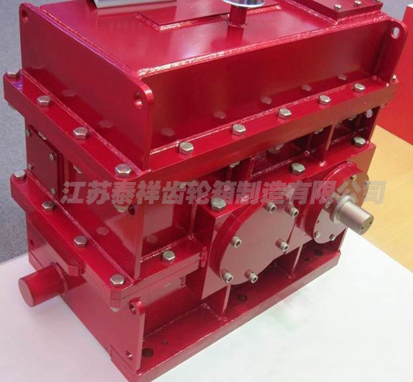 泰興減速機(jī)非標(biāo)齒輪減速機(jī)搬運(yùn)的方法